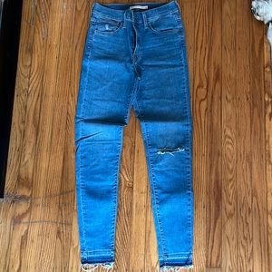 Levis729 high rise super skinny jeans